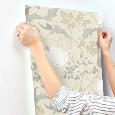 Magnolia Home Gwendolyn Wallpaper - Ivory/Gray