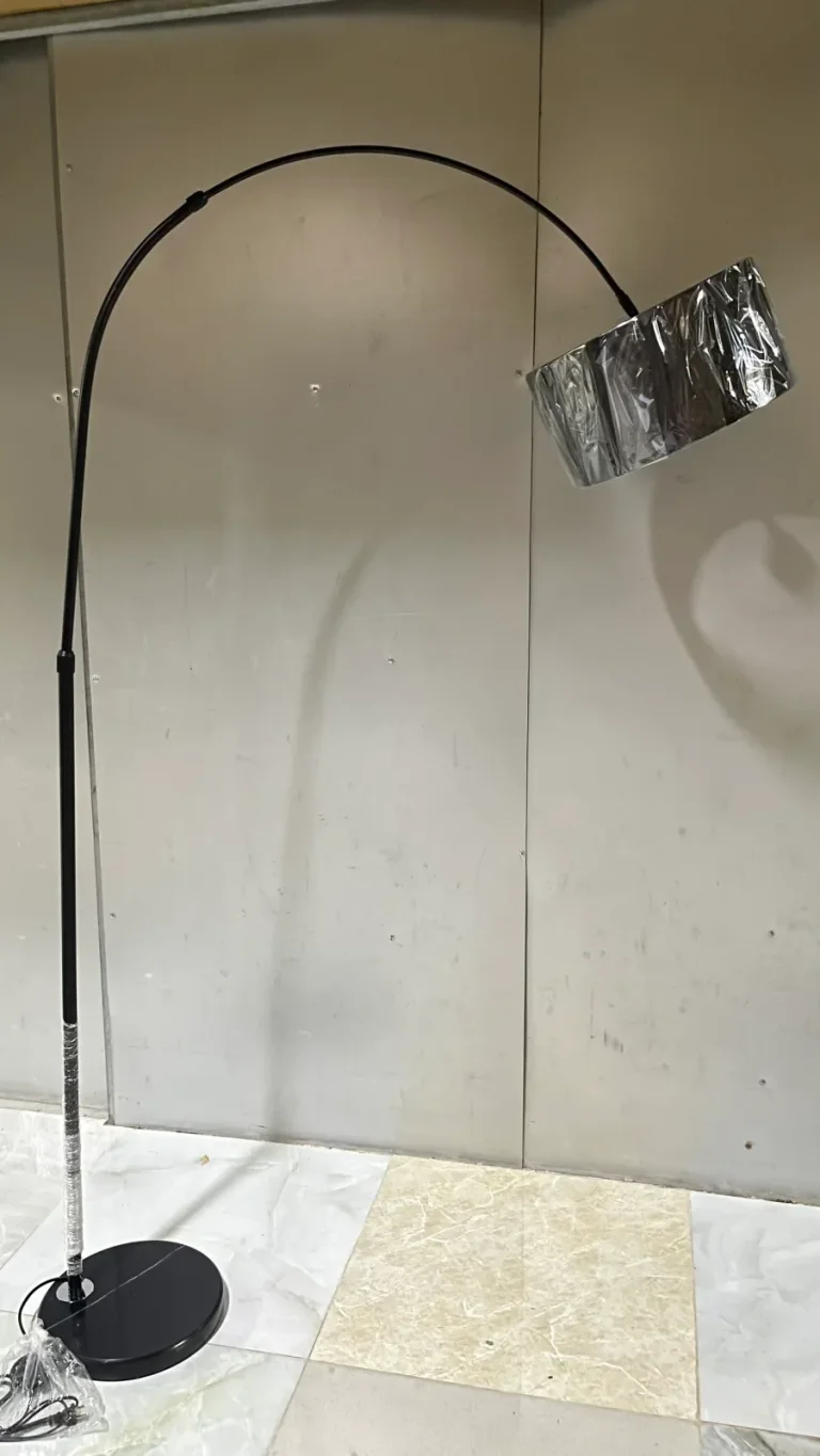 KADE FLOOR LAMP — Image 3