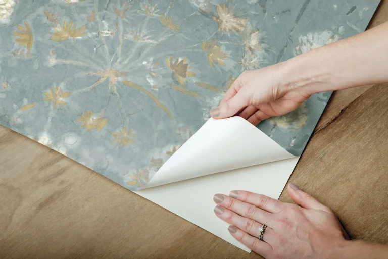 Botanical Fantasy Peel and Stick Wallpaper - Blue/Beige — Ảnh 6