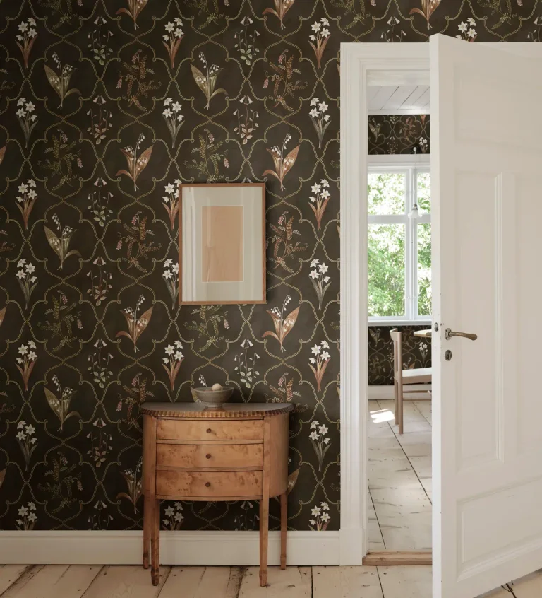 Louise, Dark – Sophisticated Trellis — Image 2