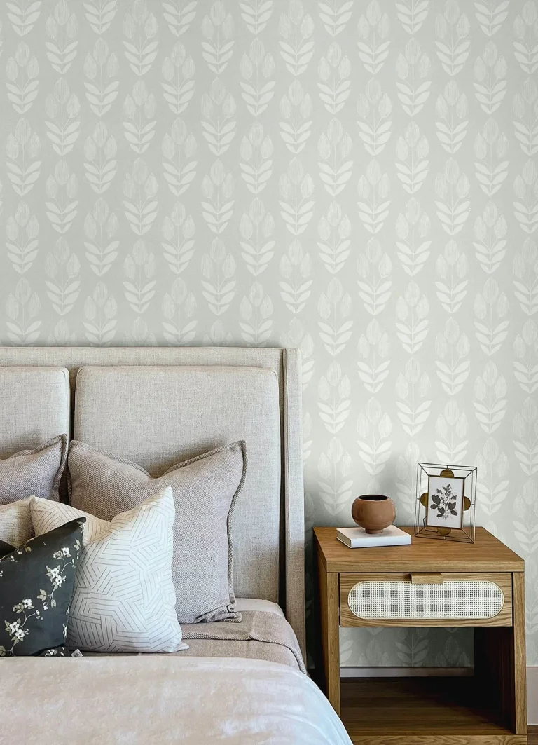 Chesapeake Garland Block Tulip Wallpaper - Aqua — Image 3