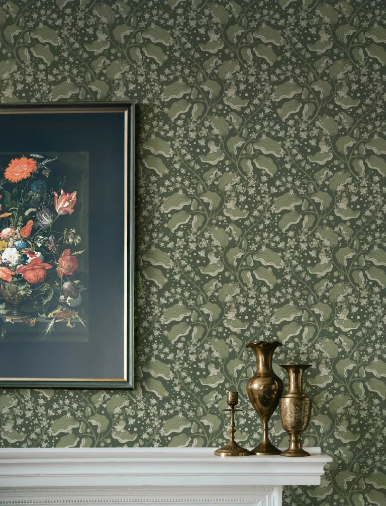 Syren Dainty Floral Wallpaper - Evergreen — Image 3