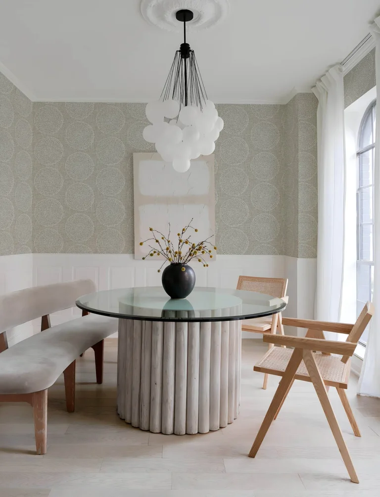 Salma Medallion Wallpaper - Beige — Image 2