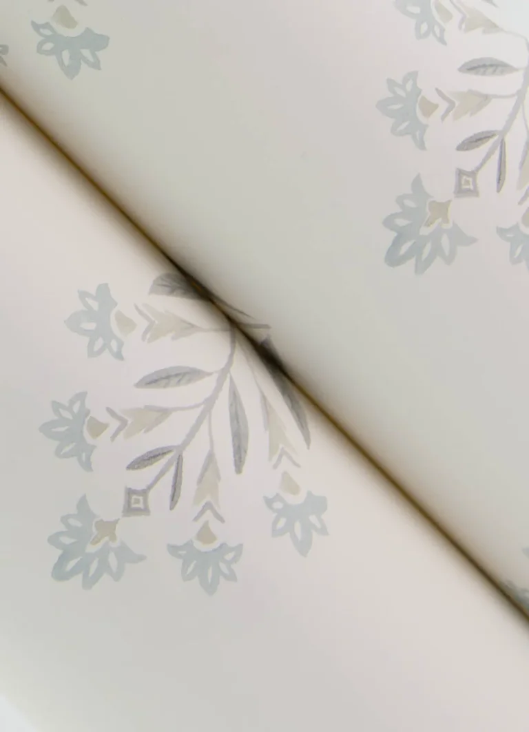 Chesapeake Kova Floral Crest Wallpaper - Blue — Ảnh 2