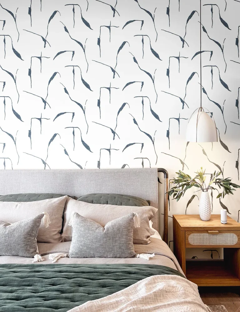 Nikki Chu Ivory Coast Peel and Stick Wallpaper - Navy & Glint — Ảnh 6