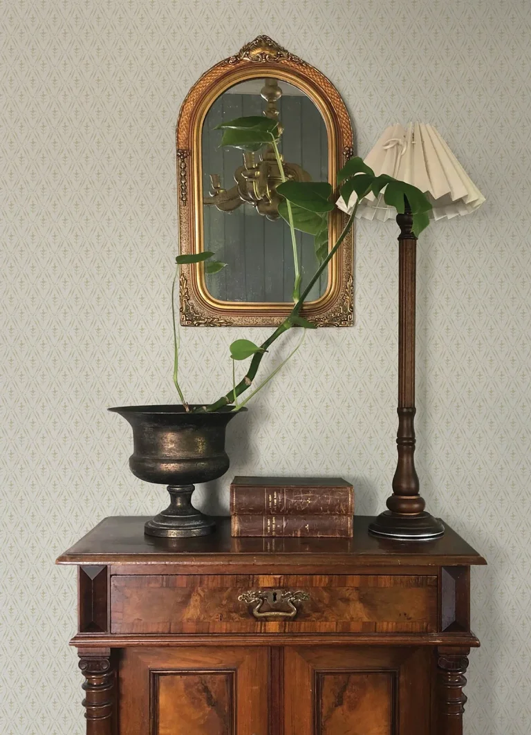 Chris Loves Julia Tillie Diamond Floral Wallpaper - Neutral — Ảnh 2