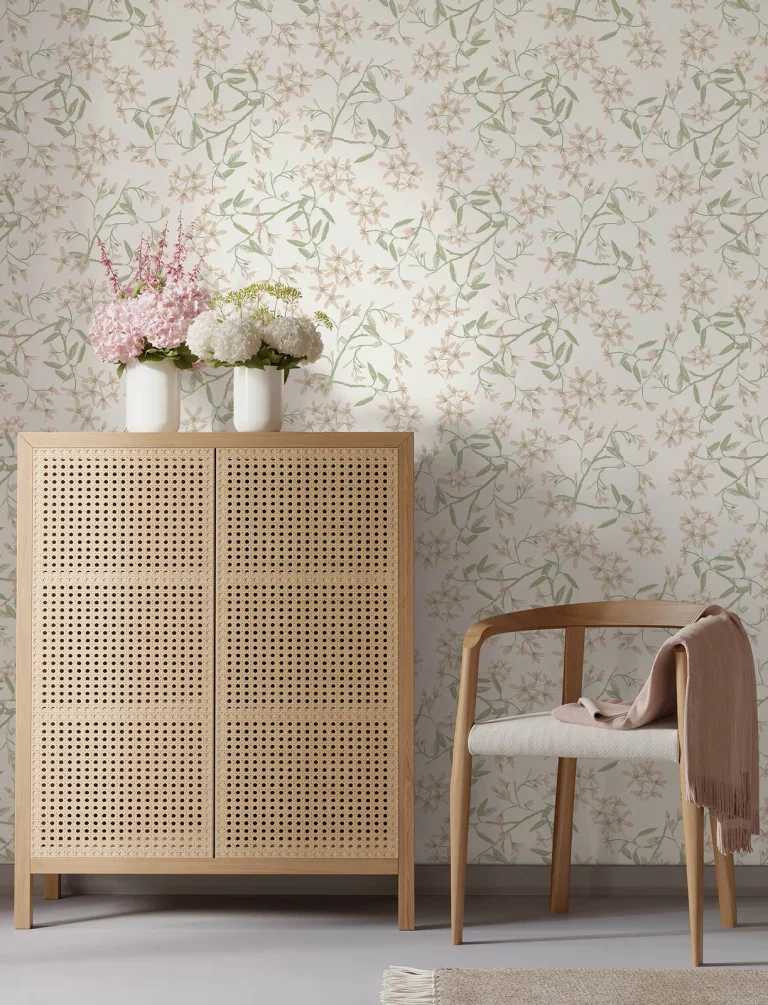 Paradis Bouquet Toss Wallpaper - Blush — Image 3