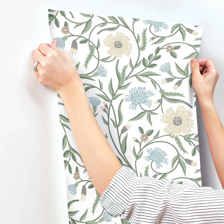 Rifle Paper Co. Aster Wallpaper - White — Image 6