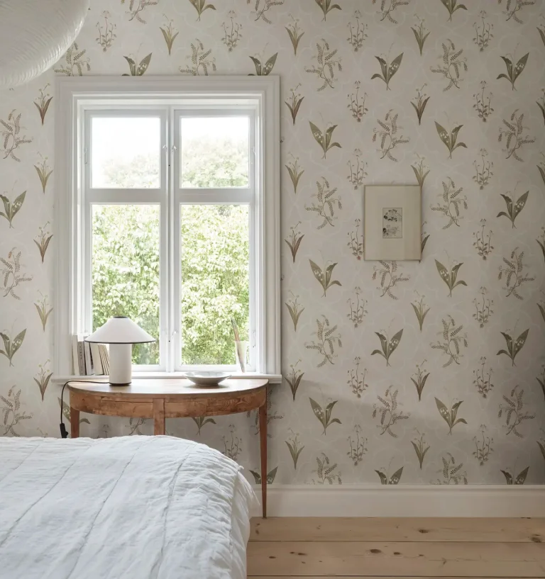 Louise, Pastel – Soft Trellis Elegance — Ảnh 3