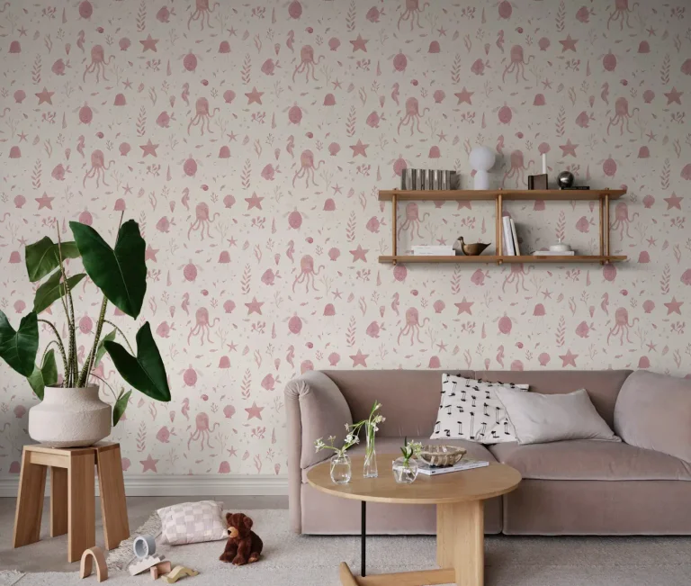 Della Pink — Image 3