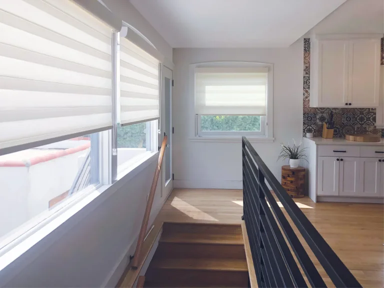Rèm vải ngang xuyên sáng Norman PerfectSheer™ — Ảnh 6
