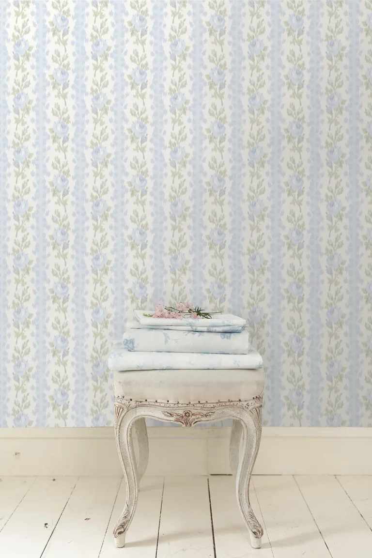 LoveShackFancy Blooming Heirloom Rose Stripe Wallpaper - Light Blue — Ảnh 3