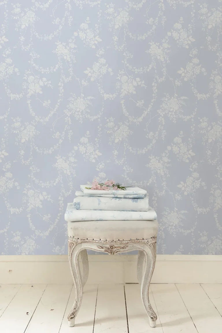 LoveShackFancy Chandelier Gates Floral Drape Wallpaper - Sky Blue — Ảnh 5