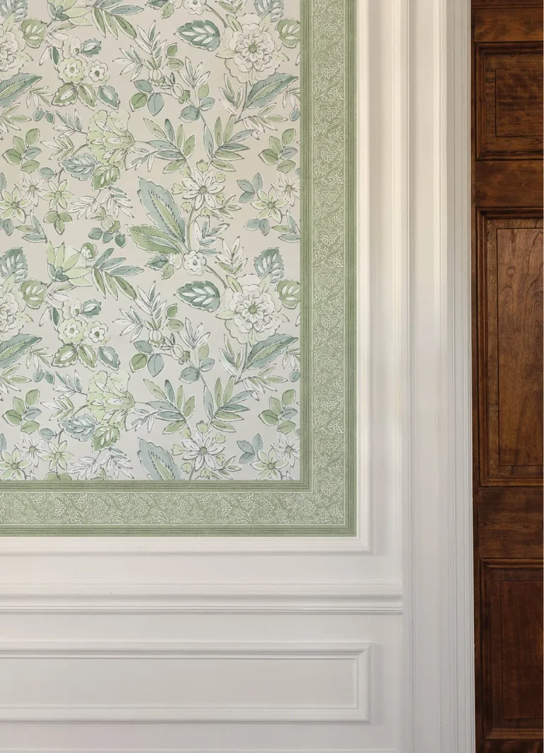 Chesapeake Carved Floral Border Trim Wallpaper Border - Green — Ảnh 2