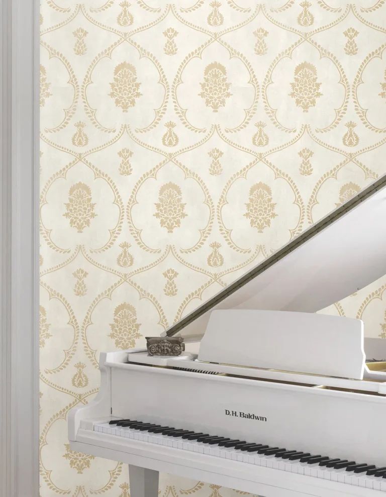Ronald Redding Royal Damask Wallpaper - Soft Gold — Ảnh 4