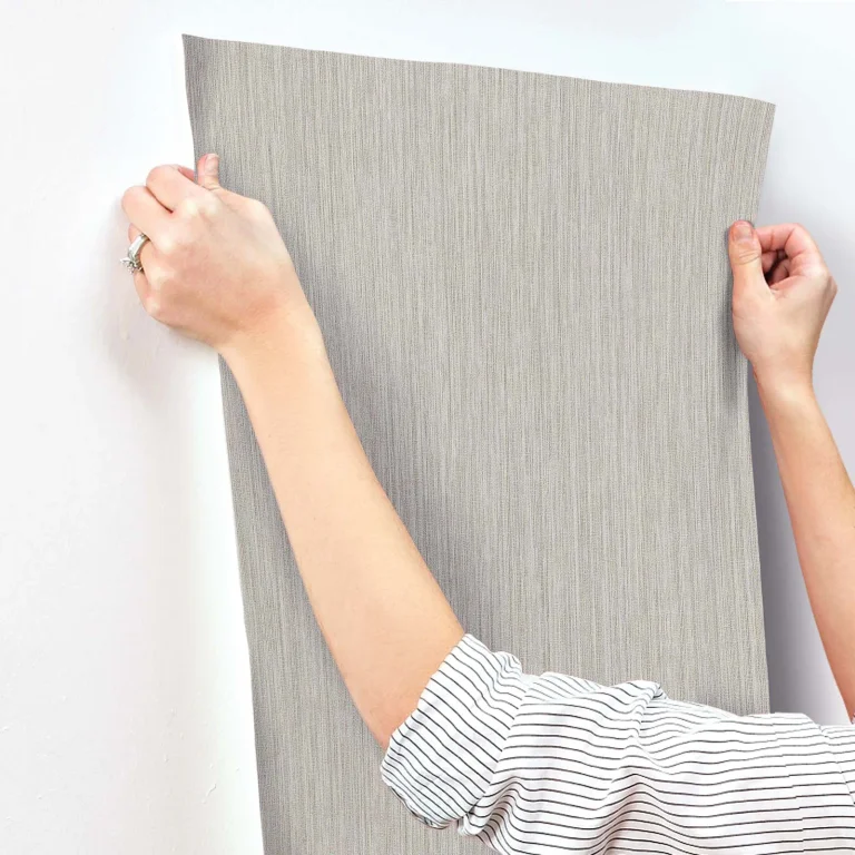 Washed Ramie Wallpaper - Dove Grey — Image 4
