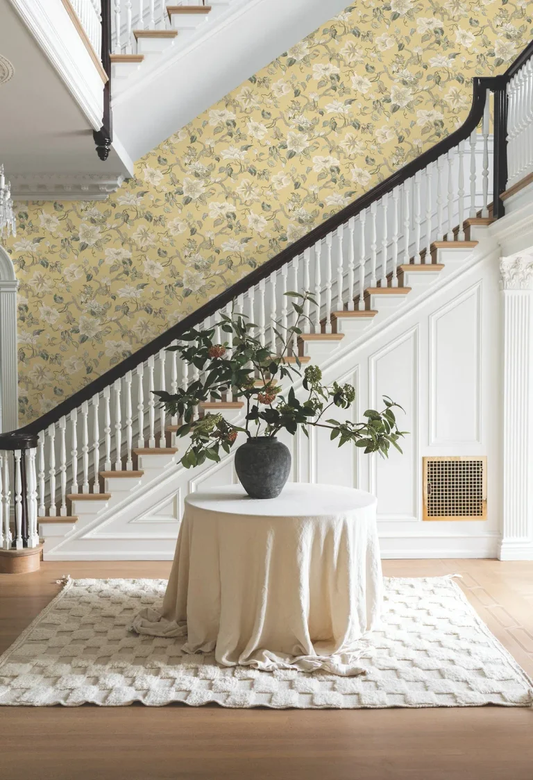 Ronald Redding Marguerite Vine Wallpaper - Yellow — Ảnh 5