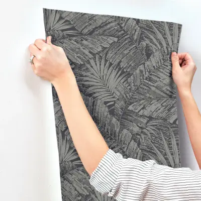 Palm Cove Toile Wallpaper - Silver/Black