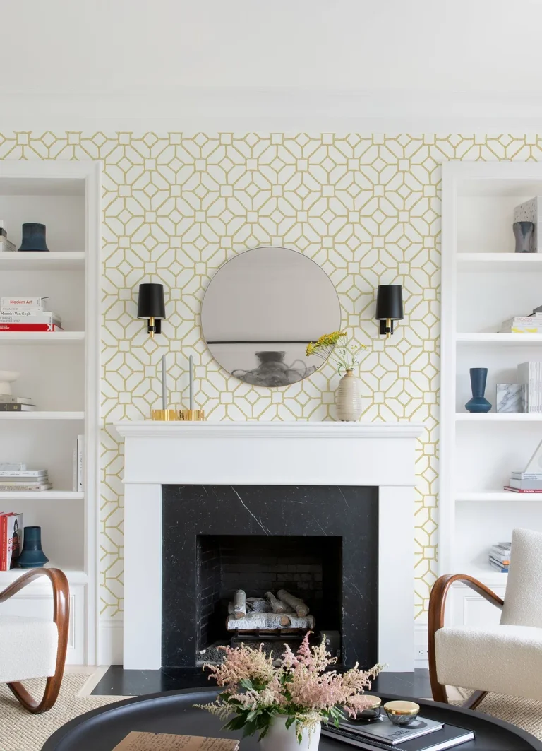 Addis Trellis Wallpaper - Gold