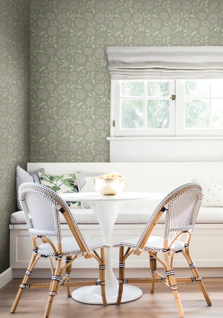 Chatsworth Garden Floral Trail Wallpaper - Light Green — Ảnh 5