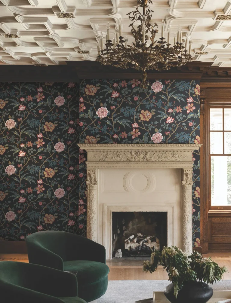 Ronald Redding Courtyard Botanical Wallpaper - Scarlet — Ảnh 3