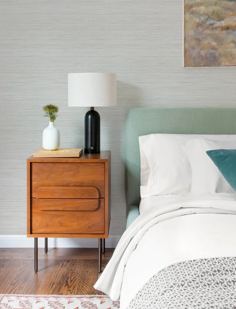 Barnaby Faux Grasscloth Wallpaper - Neutral on White — Image 4
