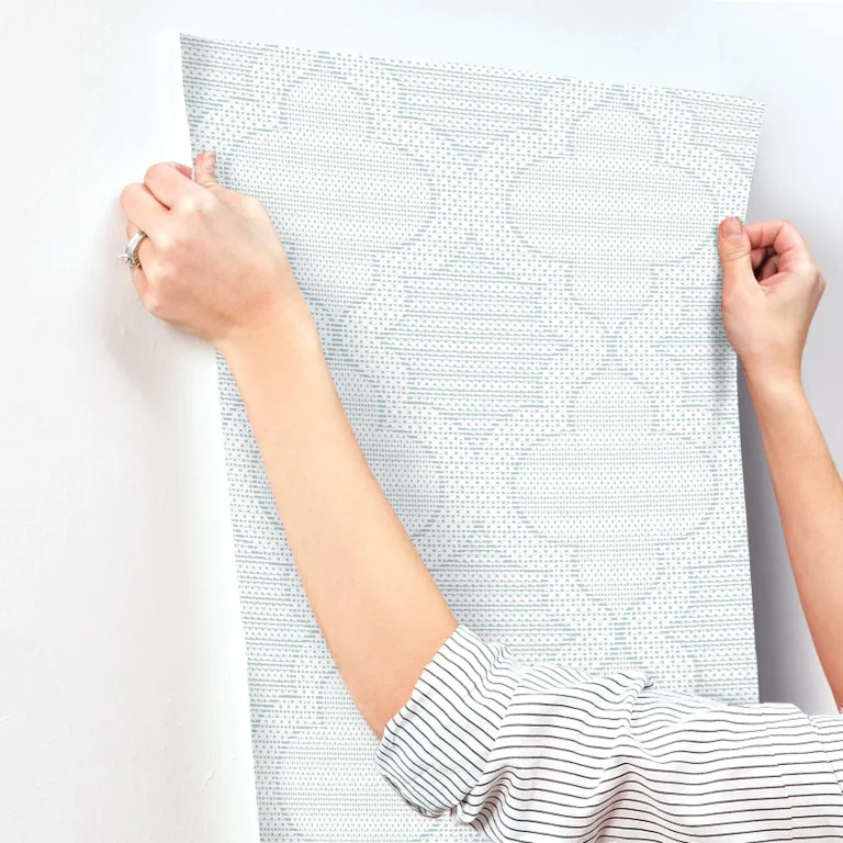Ernest Quilted Quatrefoil Wallpaper - Blue — Ảnh 3