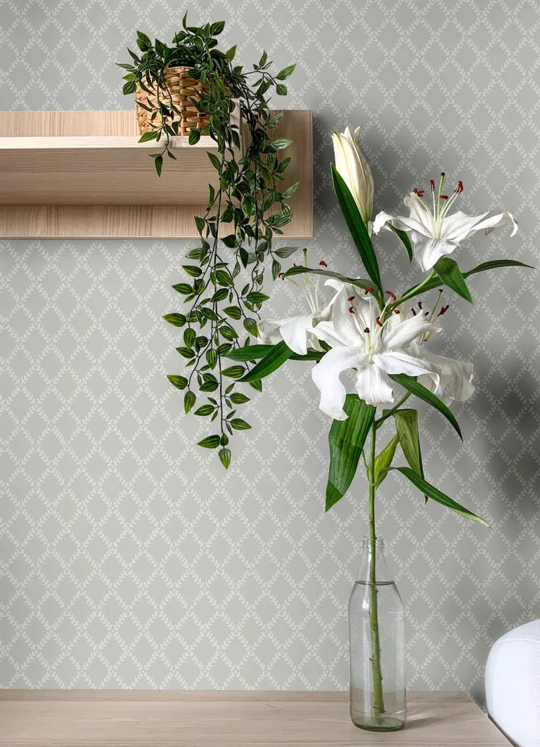 Trevor Leaf Trellis Wallpaper - Grey — Image 3