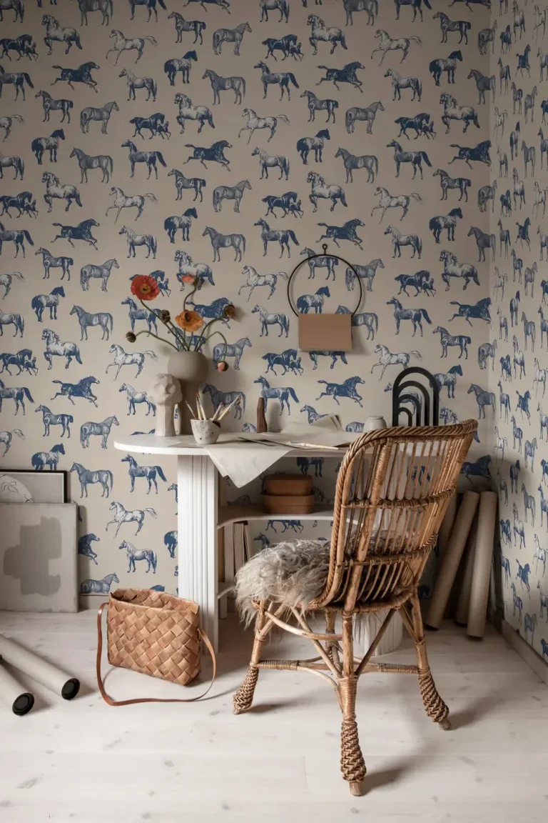 Colette, Blue — Ảnh 2