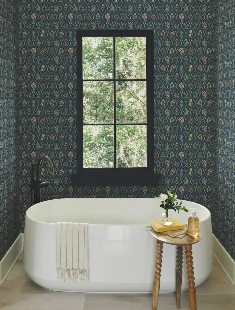 Rifle Paper Co. Hawthorne Wallpaper - Navy Multi — Ảnh 4
