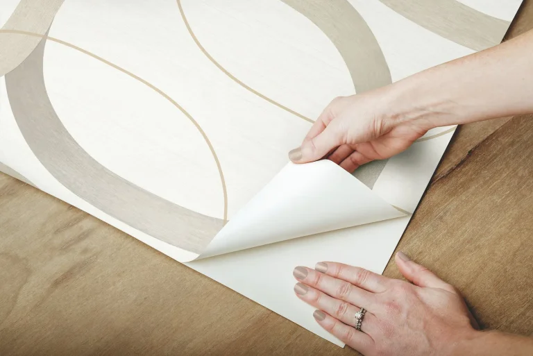 Candice Olson Interlock Peel and Stick Wallpaper - Light Taupe — Ảnh 6