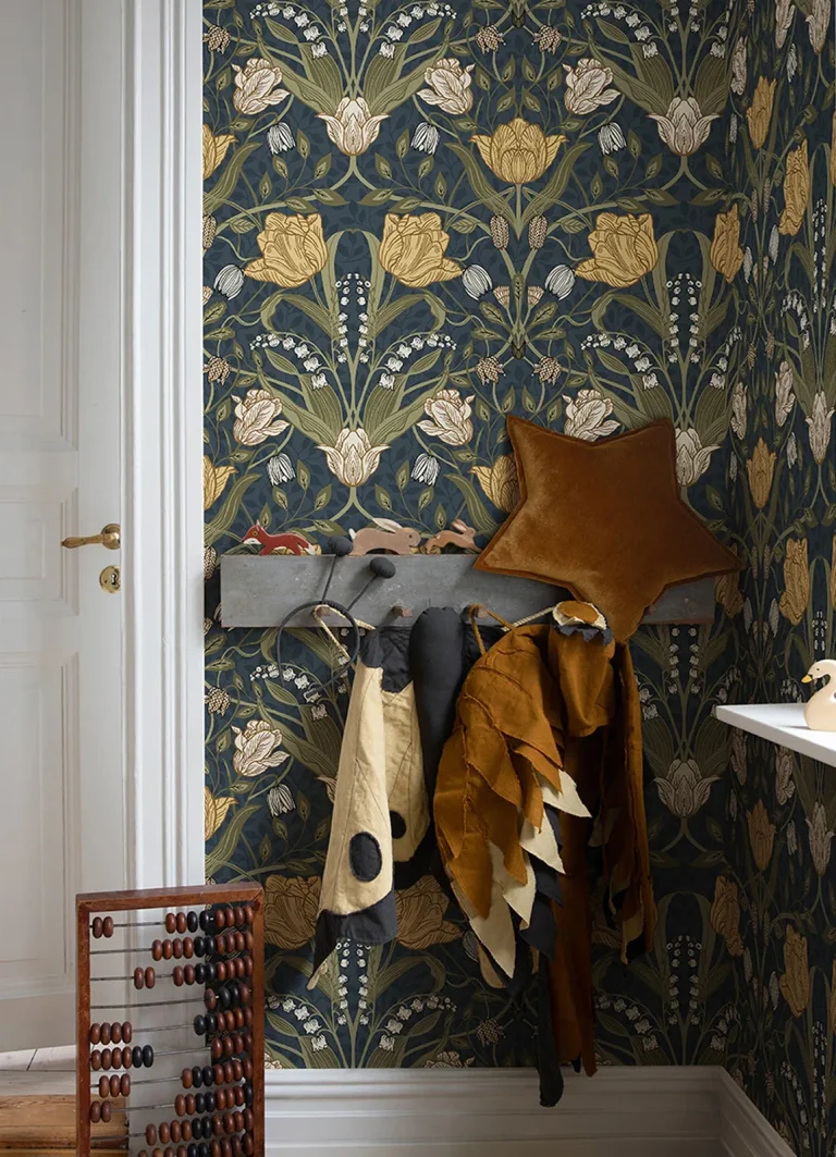 Filippa Tulip Wallpaper - Navy — Ảnh 5