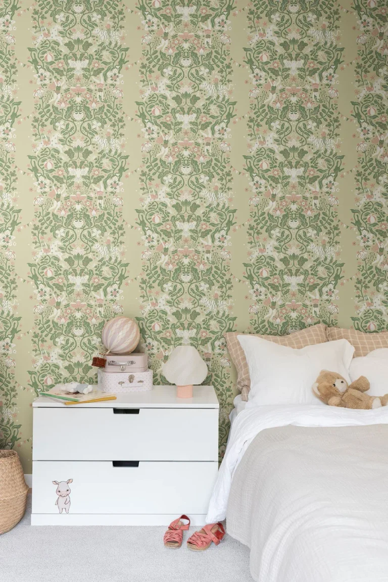 Cirkus Wallpaper - Light Green — Image 2