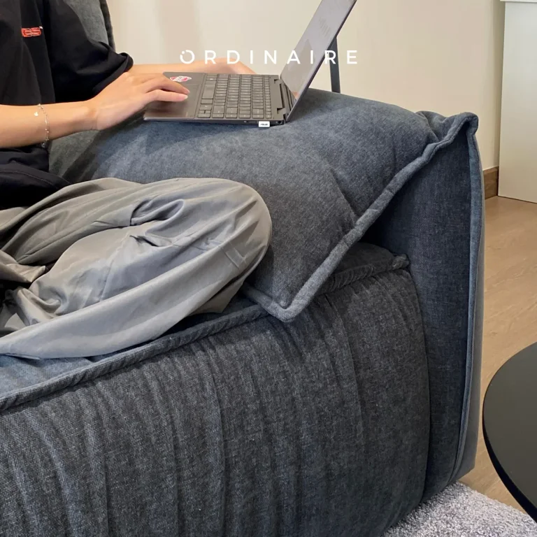 MODERN EMBRACE - LIVING ROOM SET — Ảnh 5