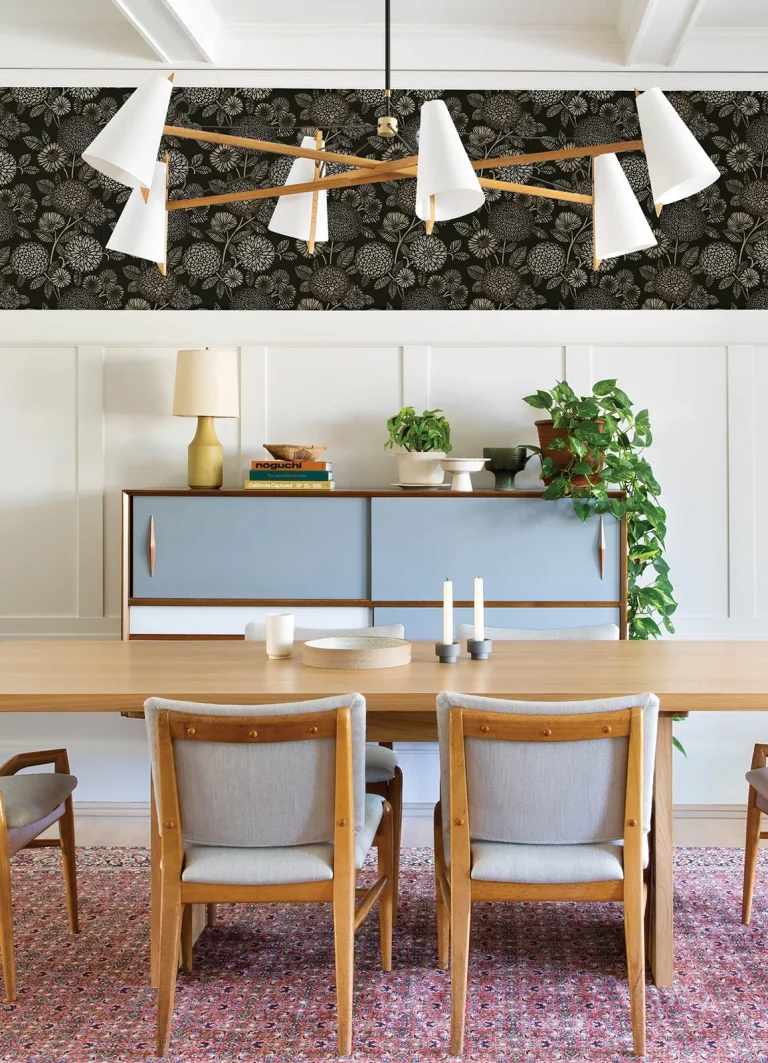 Chesapeake Zalipie Floral Trail Wallpaper - Black — Ảnh 2