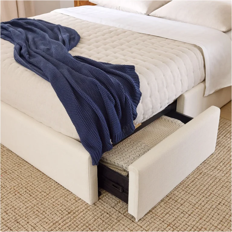 CARINA BED — Ảnh 8