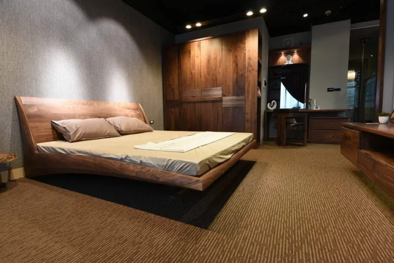 Crest - 579 — Image 5
