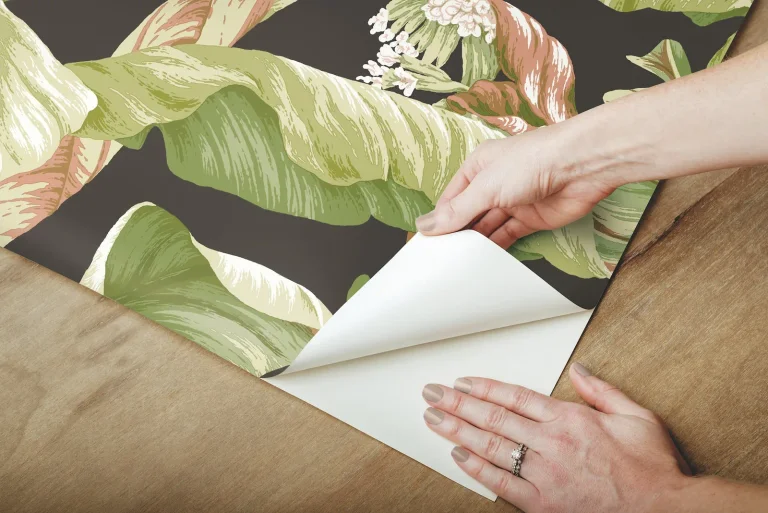Banana Leaf Peel and Stick Wallpaper - Black/Green — Ảnh 6