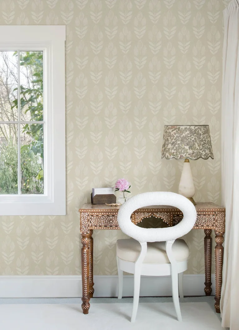 Chesapeake Garland Block Tulip Wallpaper - Khaki — Image 3