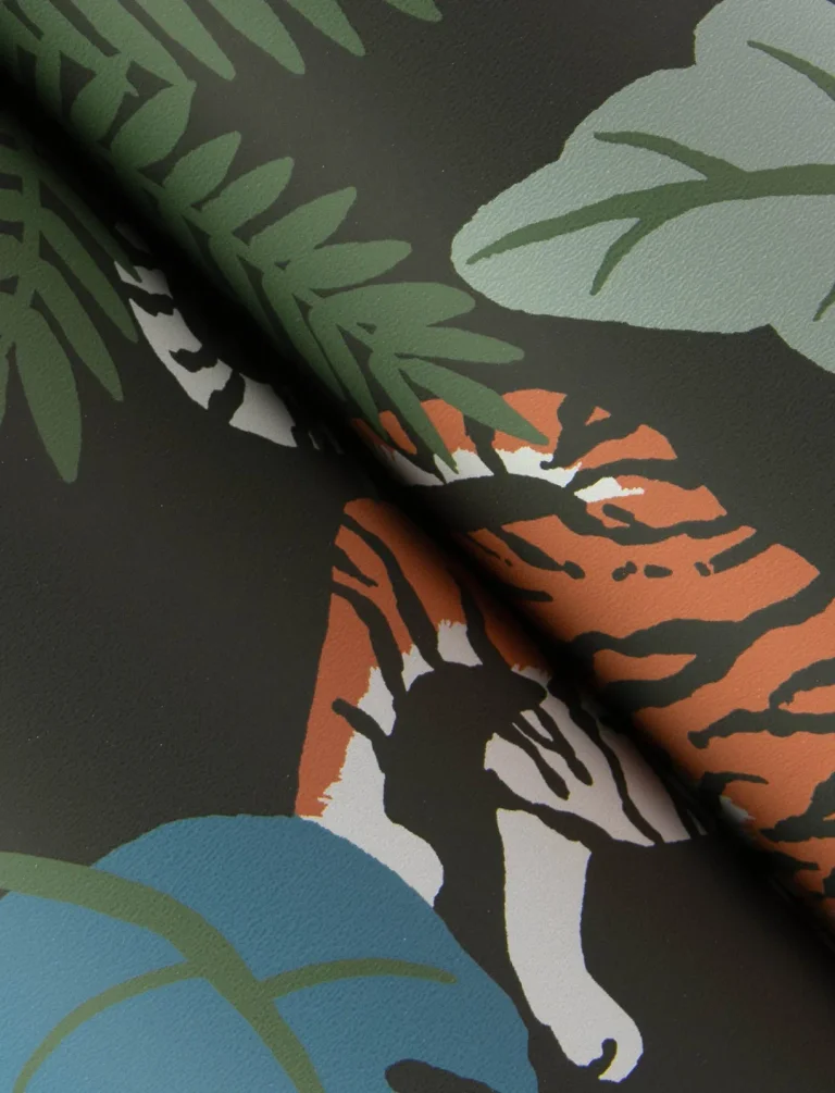 Caspian Jungle Prowl Wallpaper - Grey — Image 3