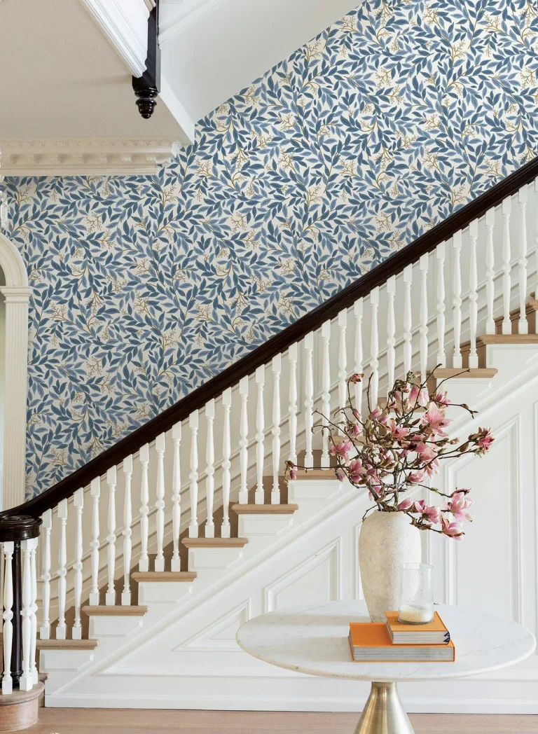 Rifle Paper Co. Willowberry Wallpaper - Blue & White — Ảnh 5