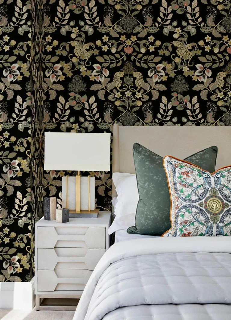 Getty Jungle Damask Wallpaper - Black — Ảnh 3