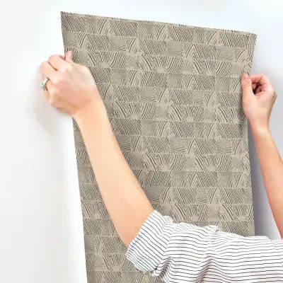 Woodcut Wallpaper - Black & Linen