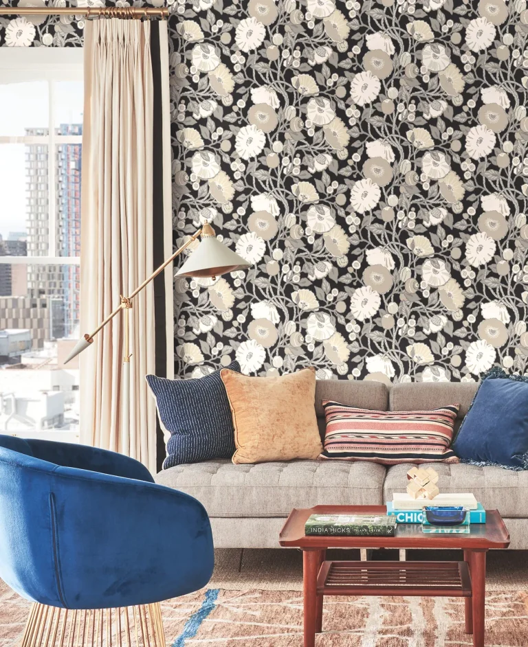 Vincent Poppies Wallpaper - Black/Neutral