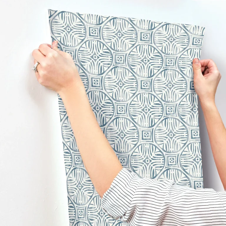 Chesapeake Sandee Medallion Wallpaper - Navy — Ảnh 2
