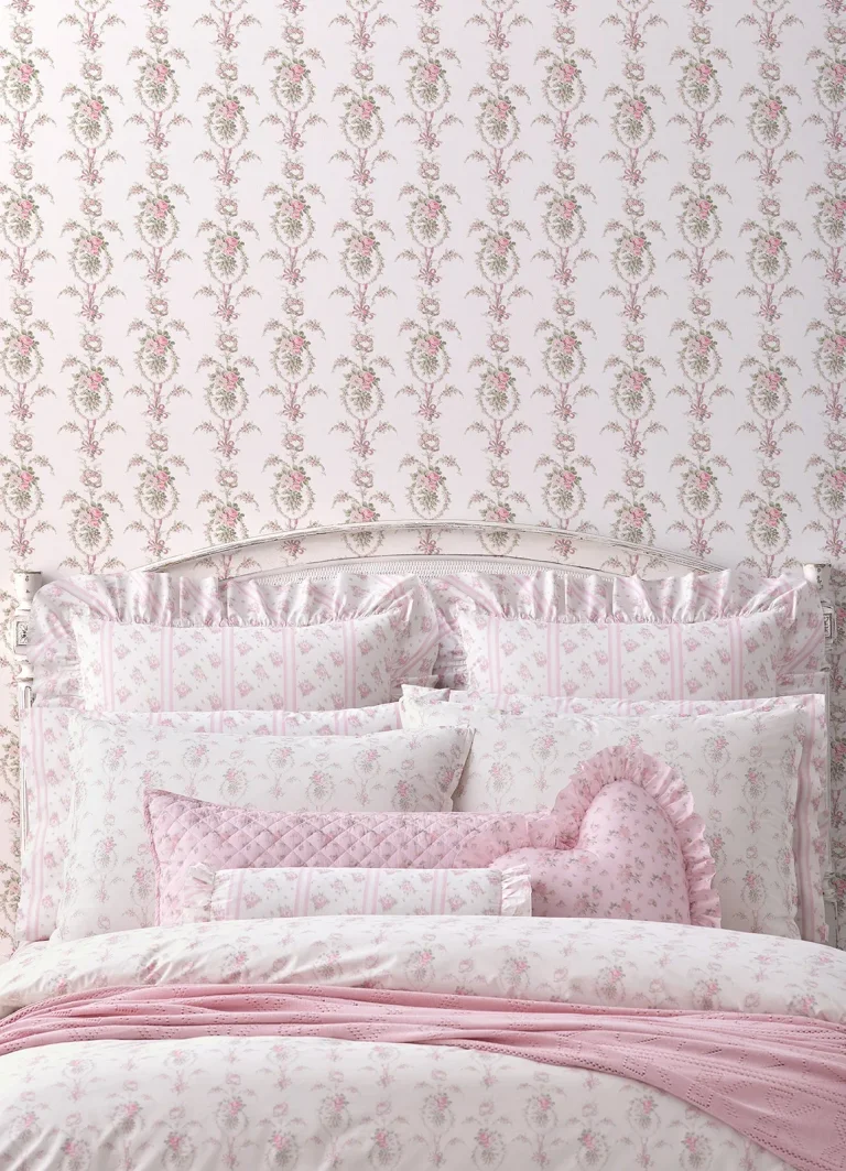 LoveShackFancy Rose Cheeks Floral Cluster Wallpaper - Party Pink — Ảnh 3