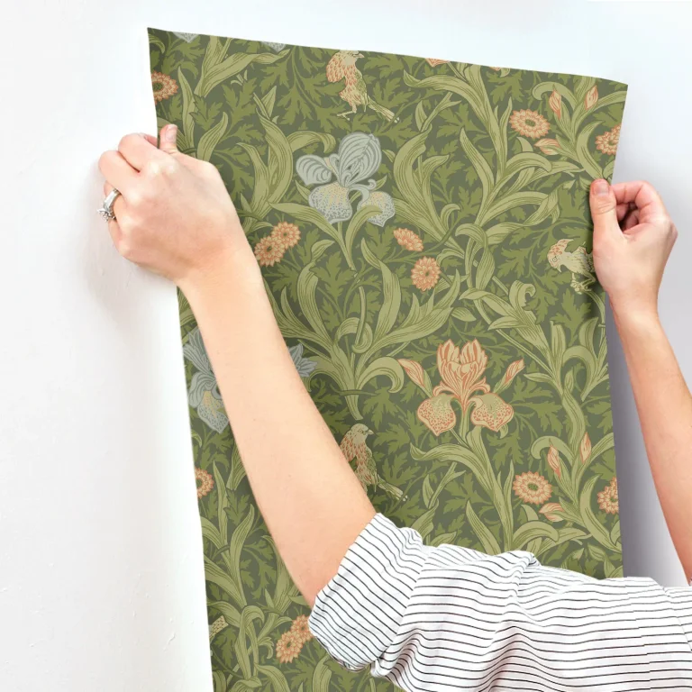 Iris Wild Gardens Wallpaper - Green — Ảnh 2