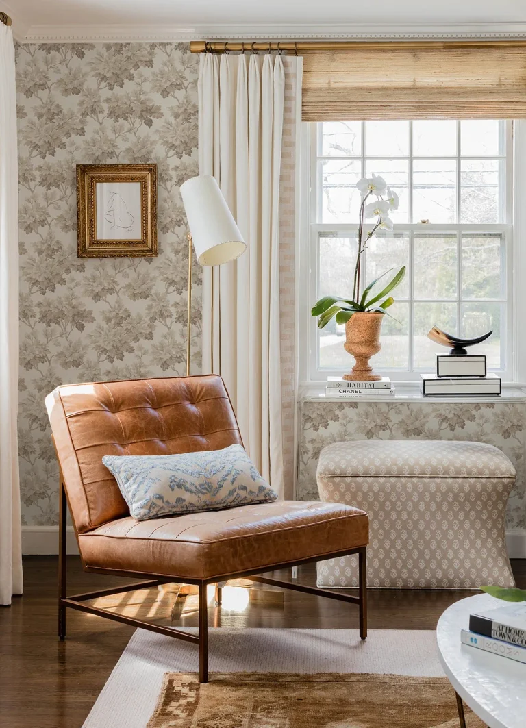 Oakcliff Leaf Trail Wallpaper - Taupe — Image 5